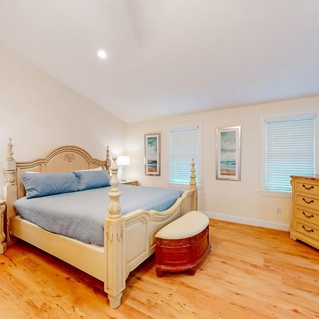 Coastal Dreams Villa Wells Exterior photo